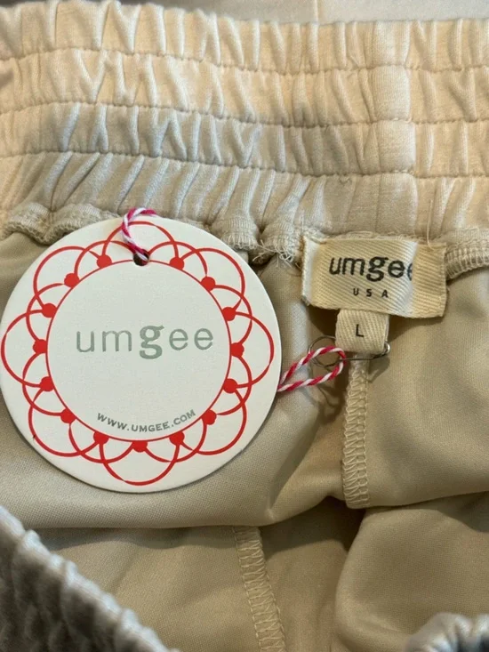 Umgee Cream Kids Jogger Sweatpants with Elastic Waistband - Picture 3 of 3